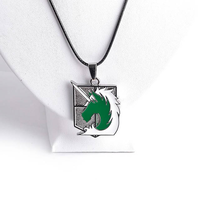 Collar Ataque a los titanes con escudos - Imagen 3